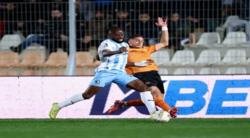 ساعة حسم الترتيبات.. موعد الاجتماع الفني لمباراة بيراميدز ونهضة بركان المغربي بملعب الدفاع